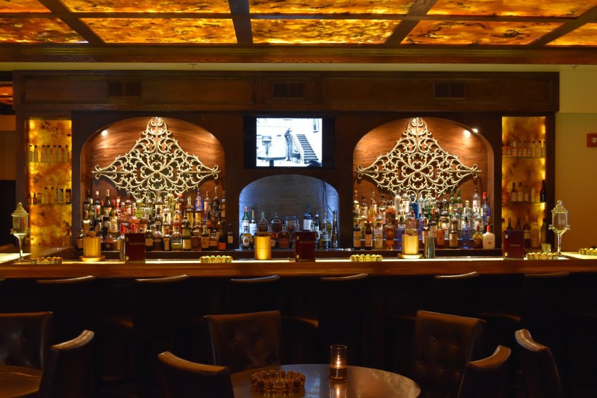 red-phone-booth-prohibition-downtown-atlanta